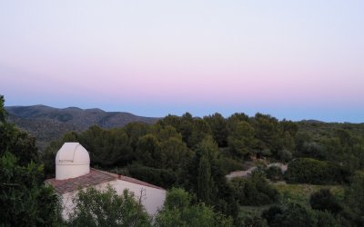 Observatori Astron&ograve;mic del Parc del Garraf: quan els estels formen part del paisatge natural