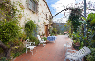 Natural harmony at Masia Can Sunyer