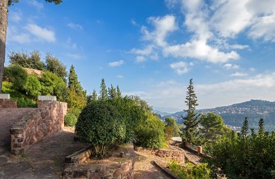 Casa Fisa: the hotel soaring towards a sustainable future