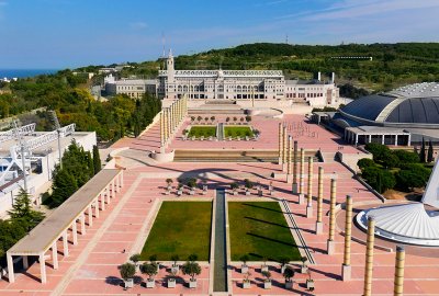 The Olympic Ring: the setting of major events