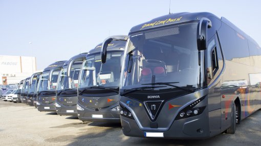 GRAND LORD BUS
